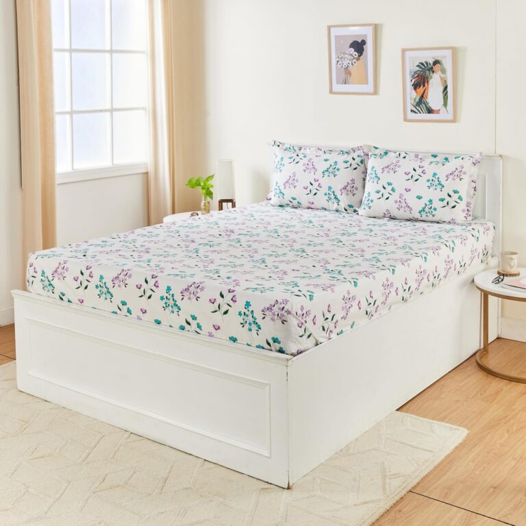 Amazon Brand – Solimo Elegant Floral 144 TC Cotton Double Bedsheet (Green)